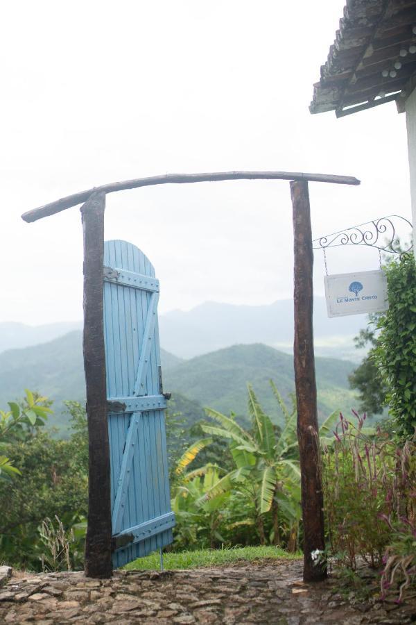 Pousada Le Monte Cristo Guaramiranga Buitenkant foto